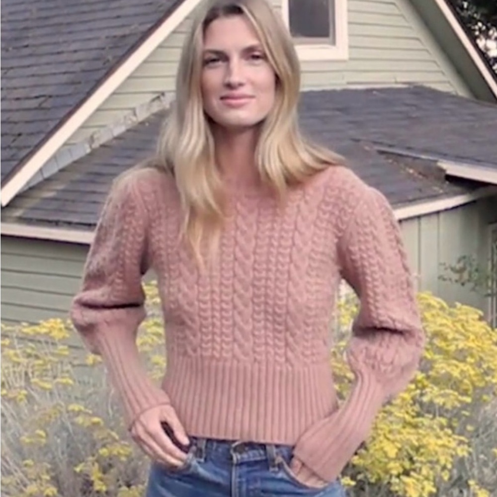 Doen Rose Cable Knit Scoop Neck Sweater